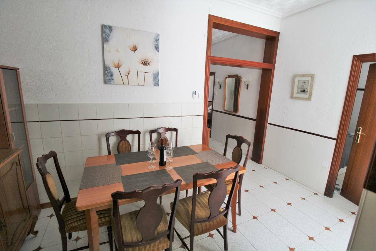 Appartement Big With Unique Patio Near Santa Barbara Castle *